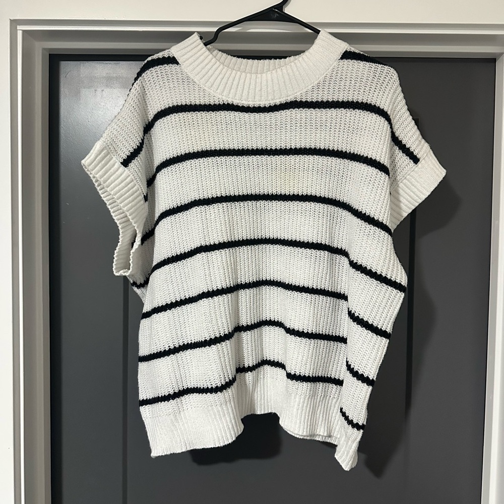 SHEIN Black and White Striped Short Sleeve Top